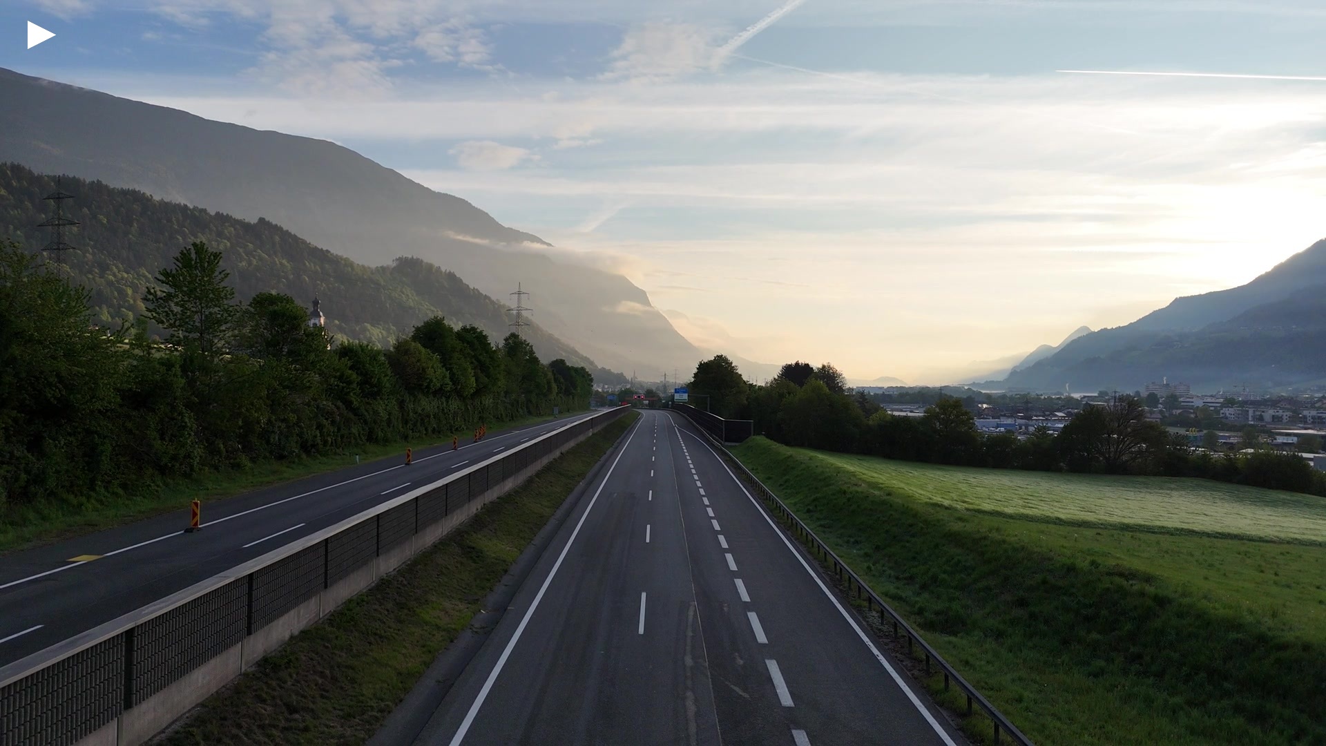 AA_Leergefegte_Autobahn.MP4