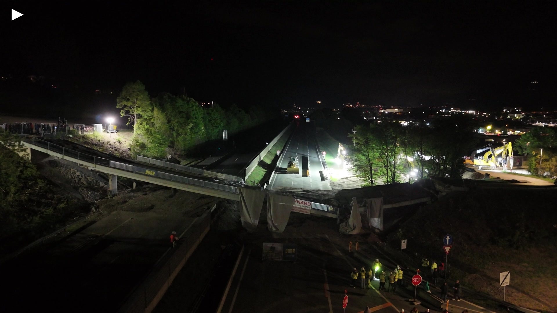 A_Bruecke_nach_Einsturz_1.MP4