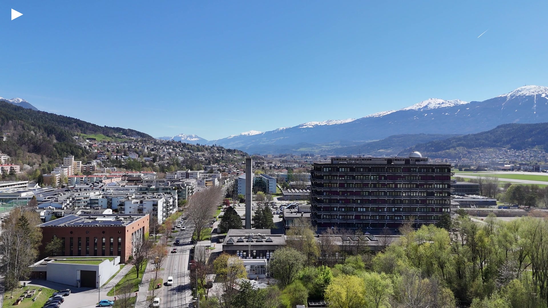 A_Anflug_Campus_mit_Backturn_faster.MP4