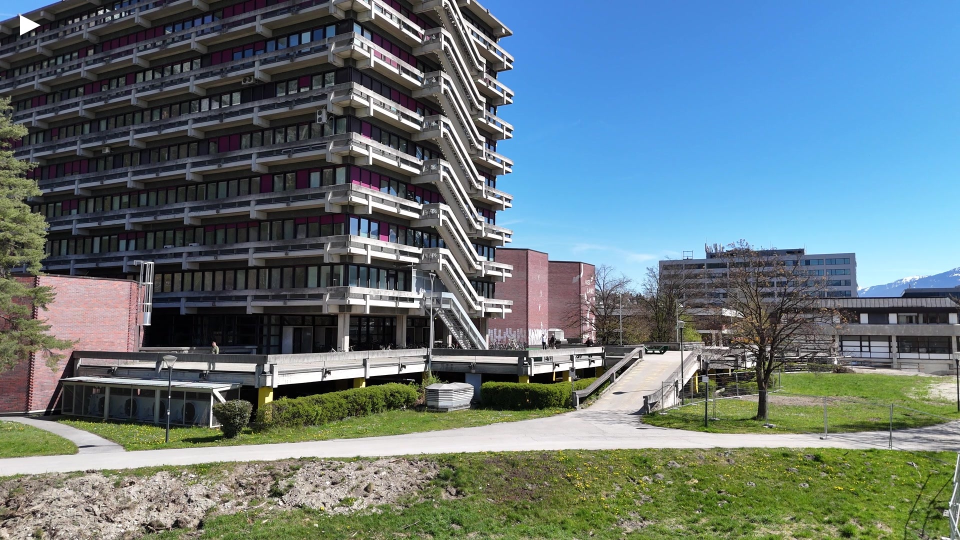 A_Slow_Rising_Nearer.MP4