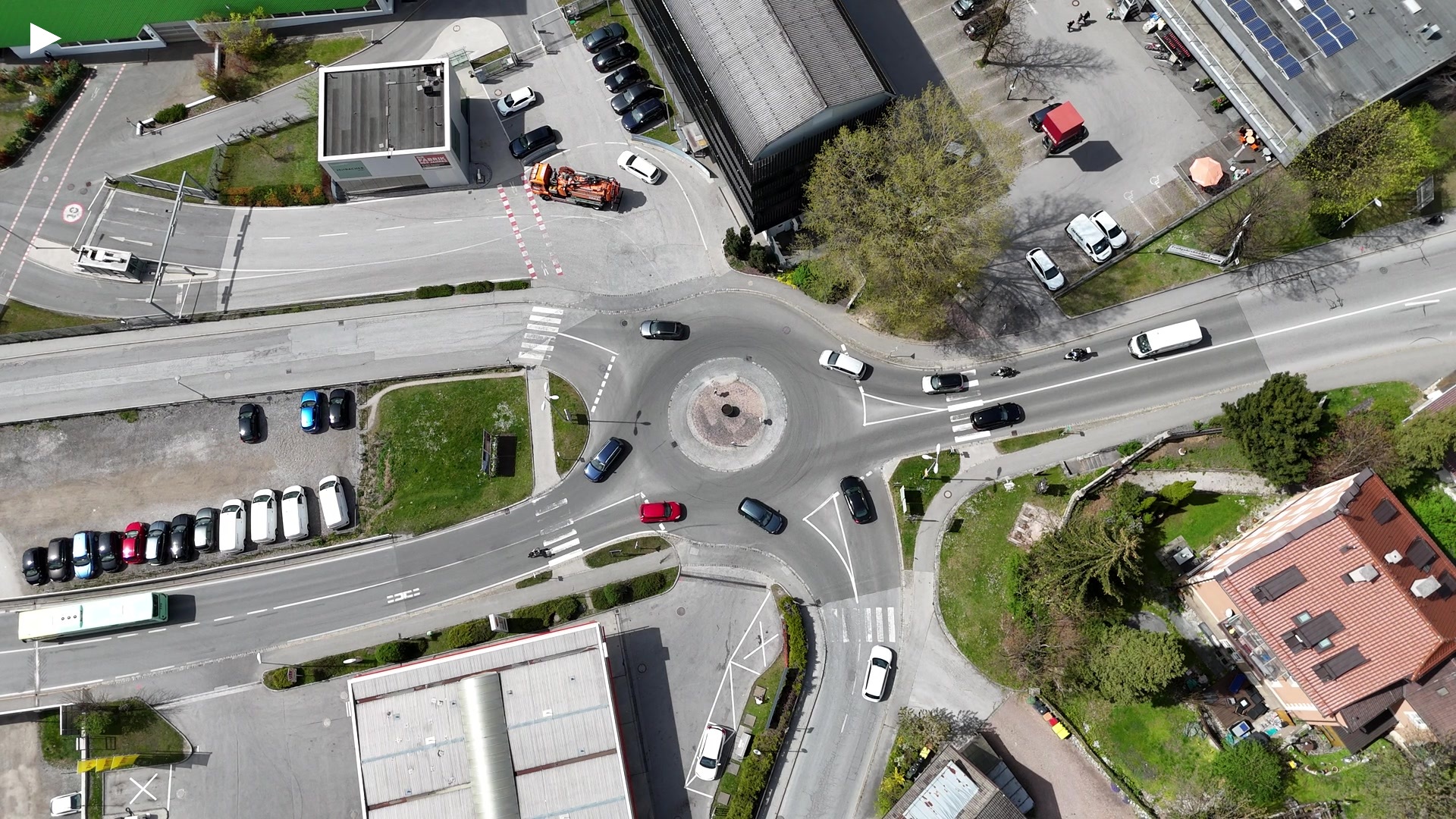 A_Aereal_View_topdown_stationary.MP4