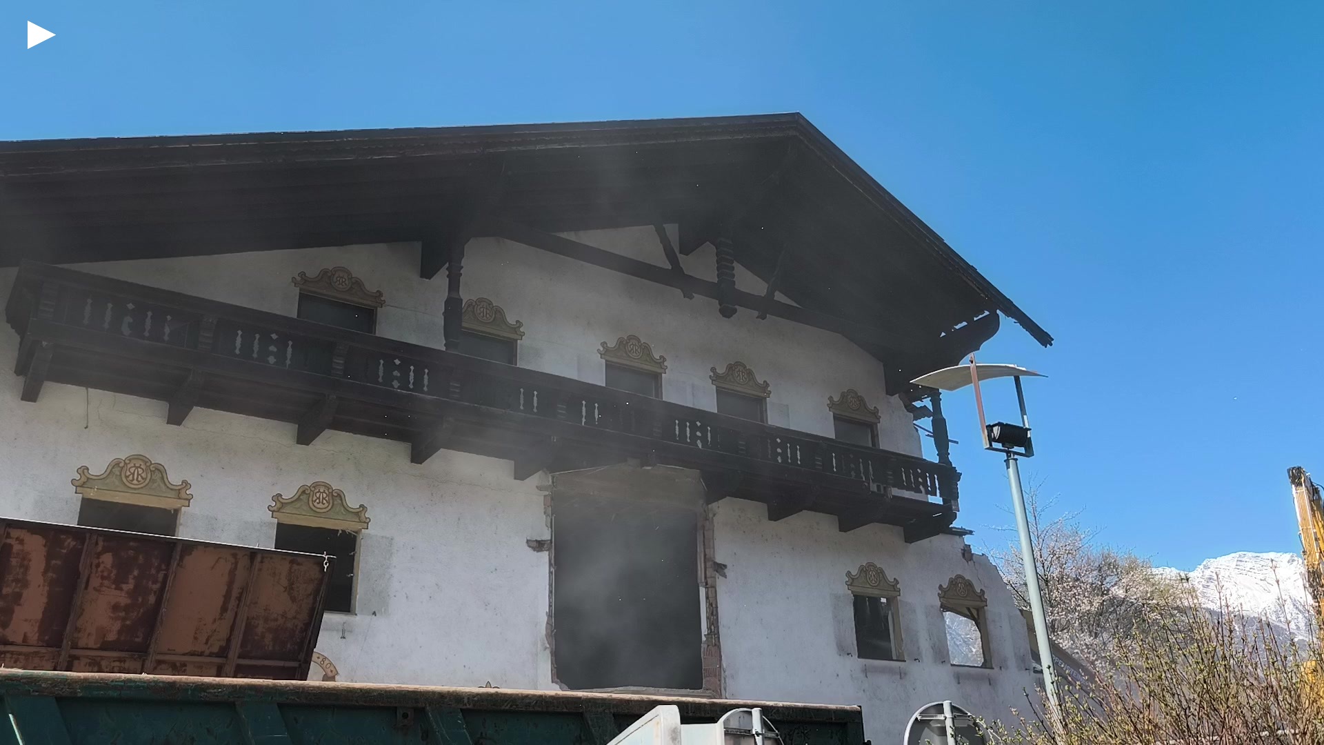 B_1_VID_20250402_161415.mp4