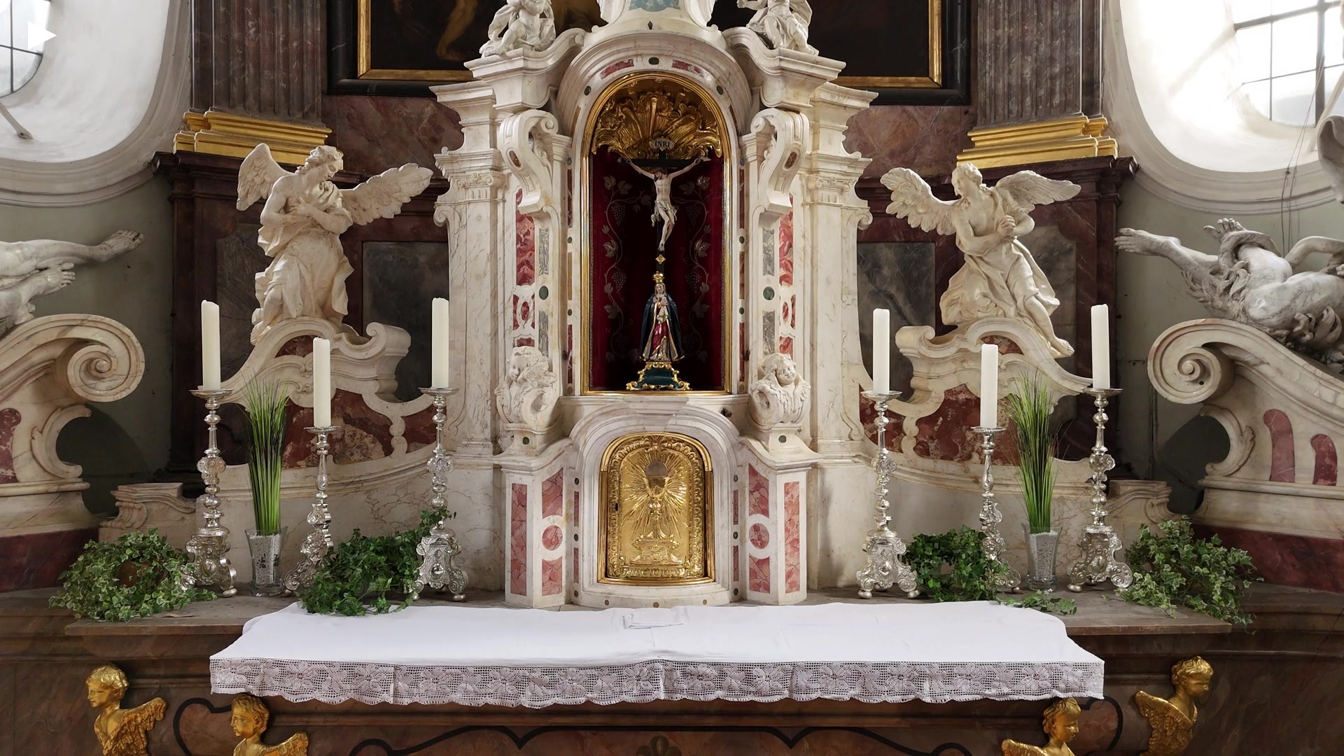 riser_Allerheiligstes.MP4