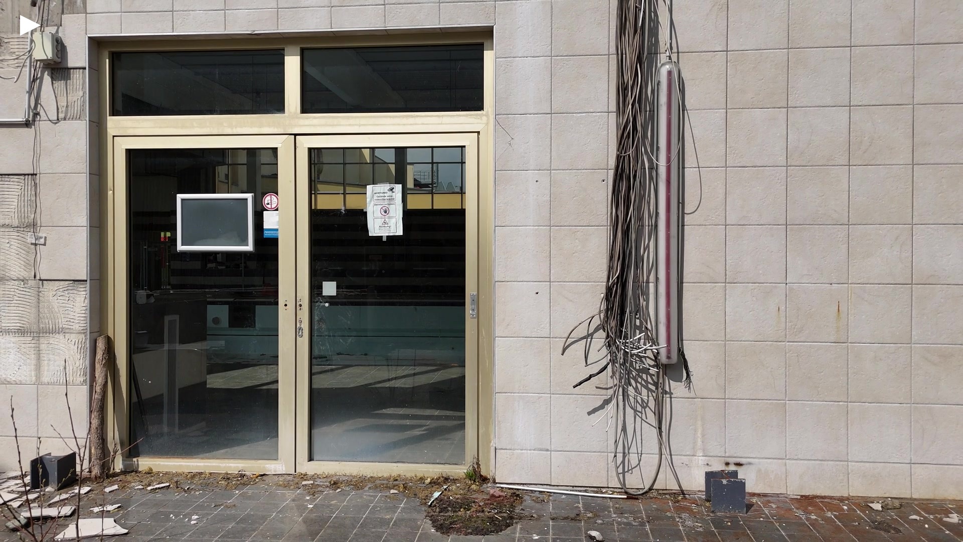 1_rising_front_east_2k.mp4