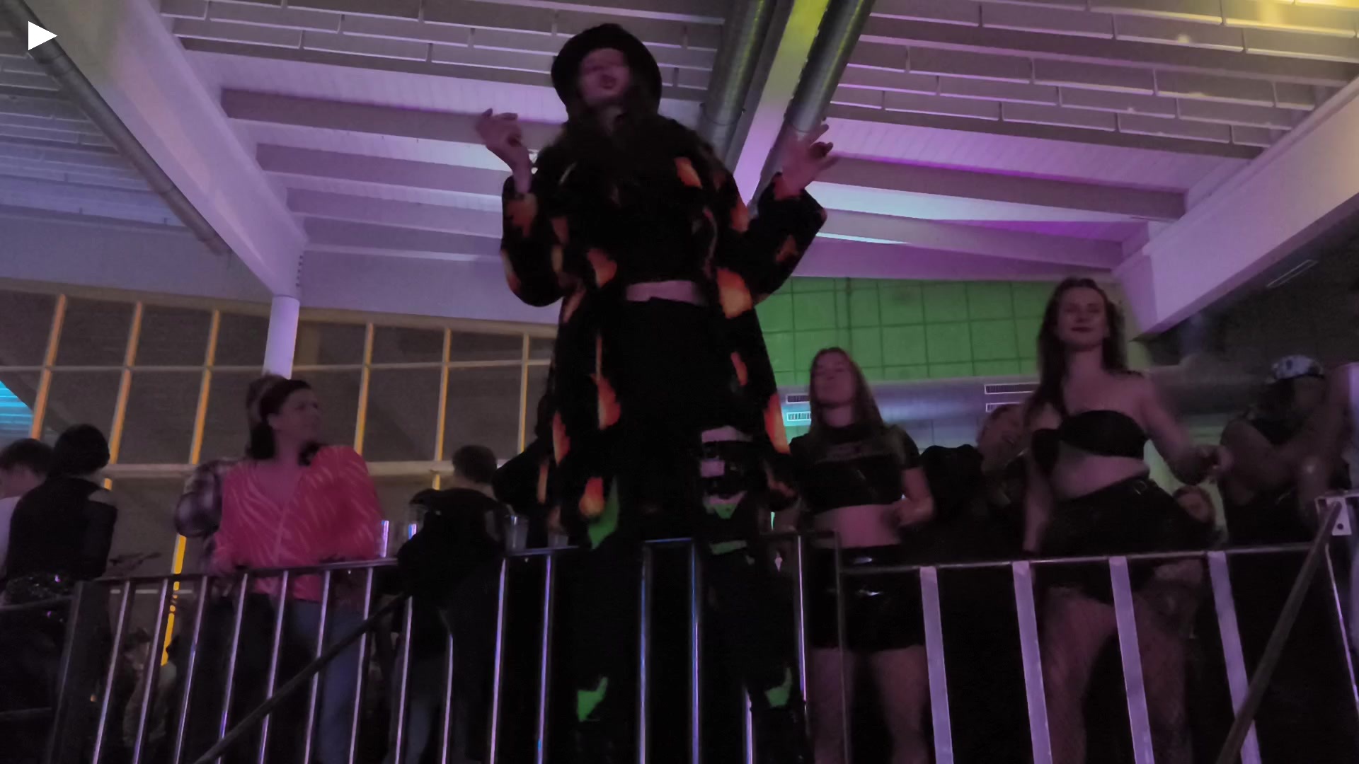 04_VID_20250405_234335.mp4