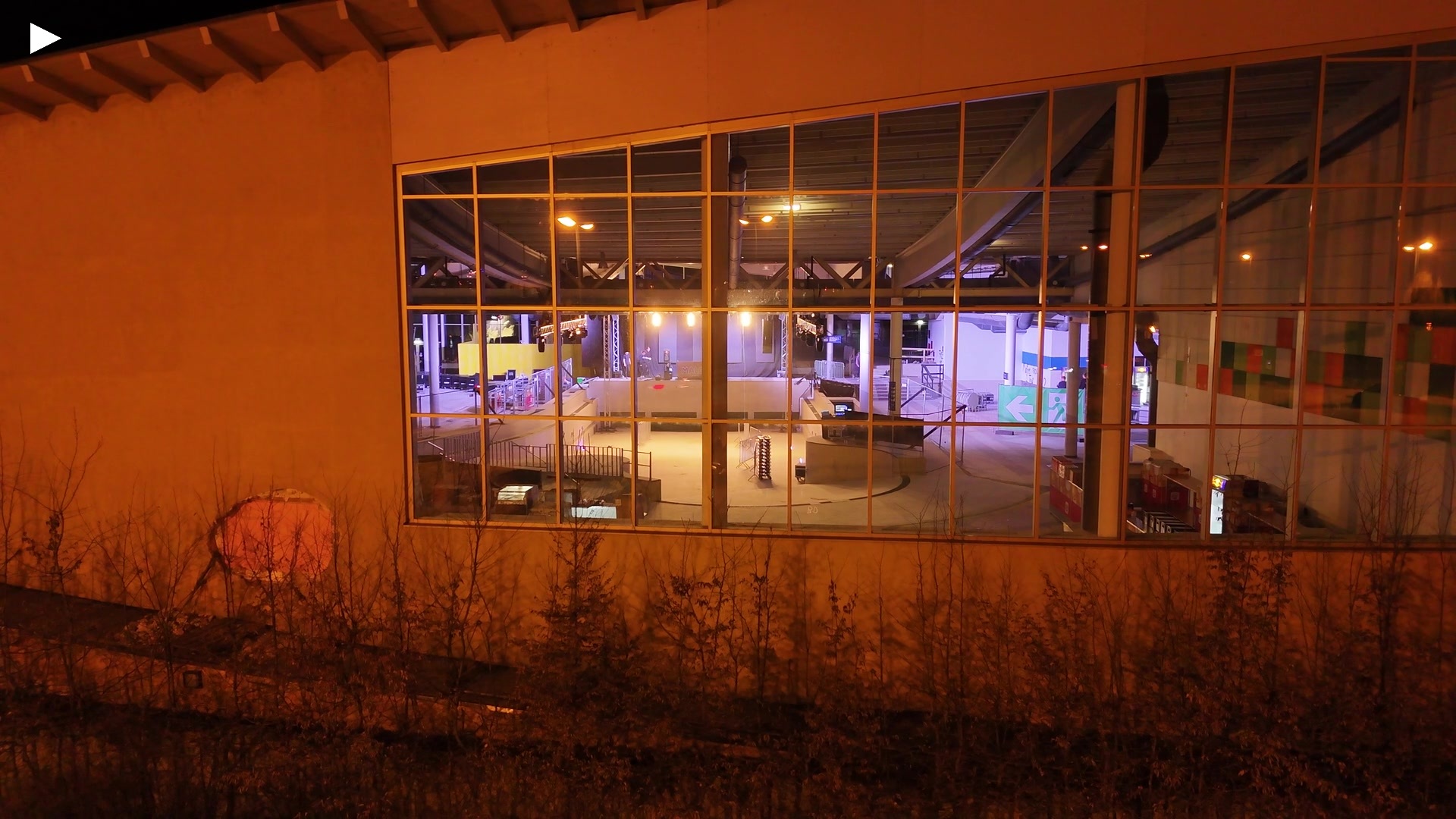 A_03_04_2025_RAVE_IM_WAVE_01.MP4