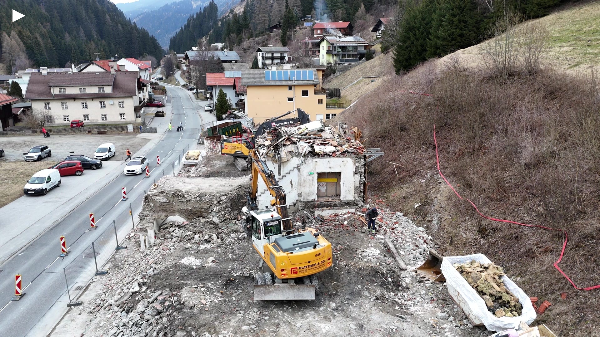 A_overflight_DJI_20250325070834_0001_D.MP4