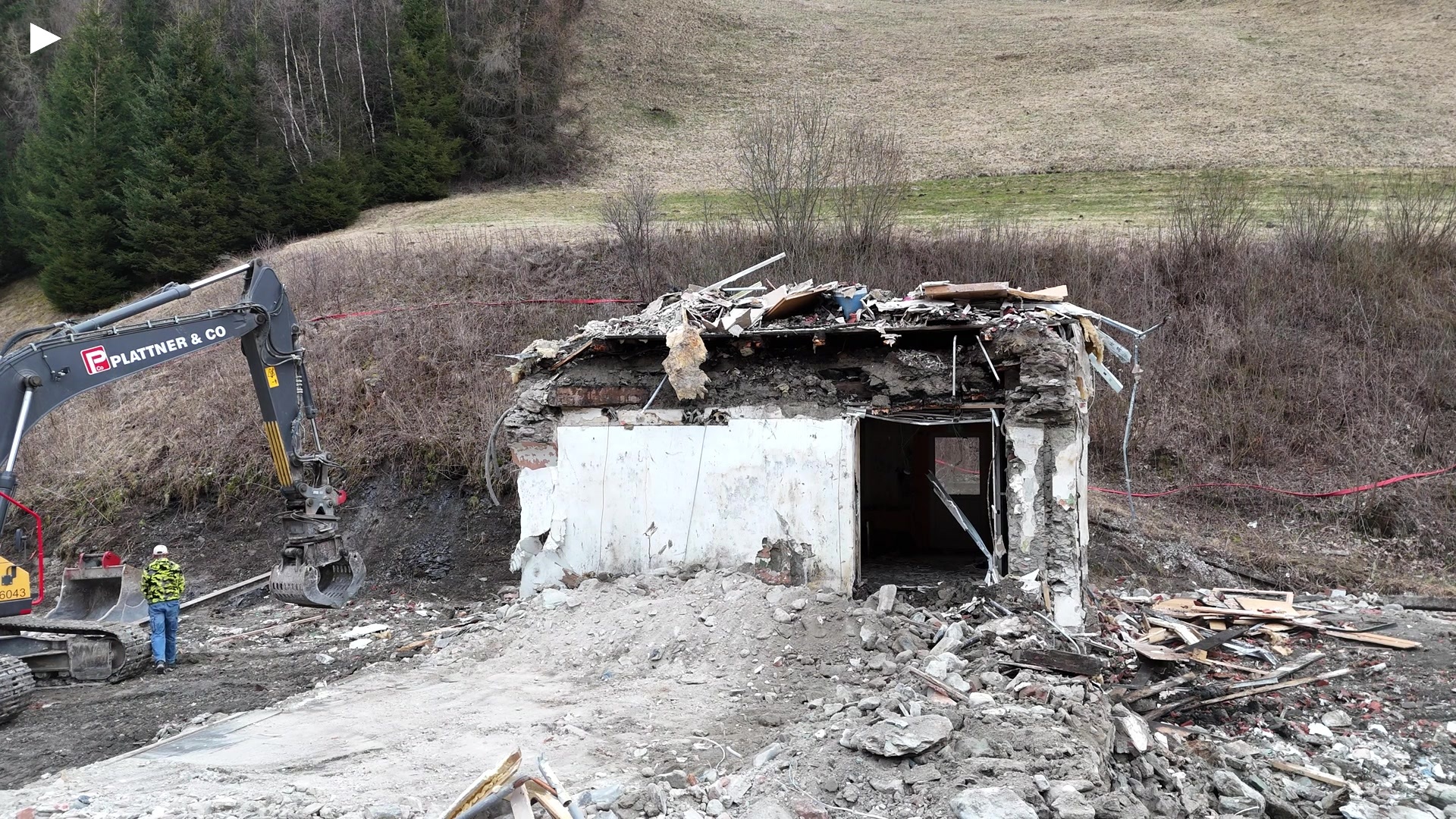 slight_circle_bagger_DJI_20250325071256_0008_D.MP4